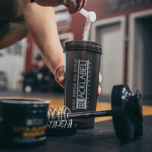 28oz Protein Shaker Bottle – Gym Mixer Cup