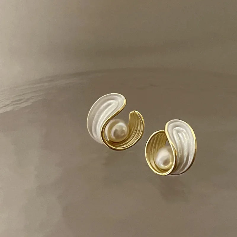 Gold Tone Irregular Pearl Stud Earrings | Retro Fashion Jewelry for Women