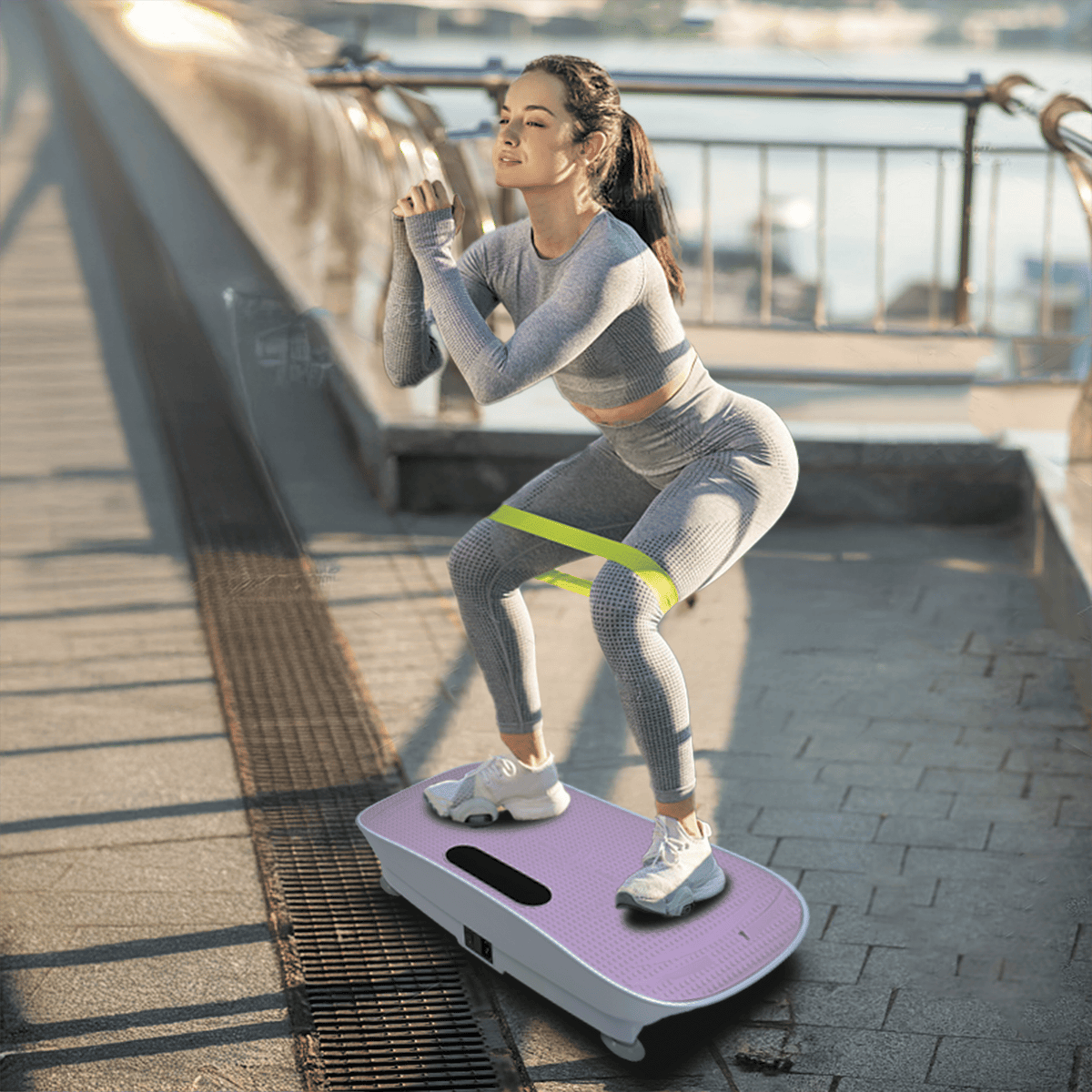 Silent Vibration Platform Crazy Fitness Massage 10-Frequency Weight Loss & Fat Burner Body Shaking Machine For Unisex Pink