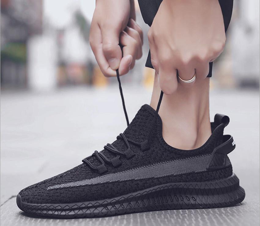 Men’s Lightweight Summer Running Shoes – Slip-On Breathable Sneakers